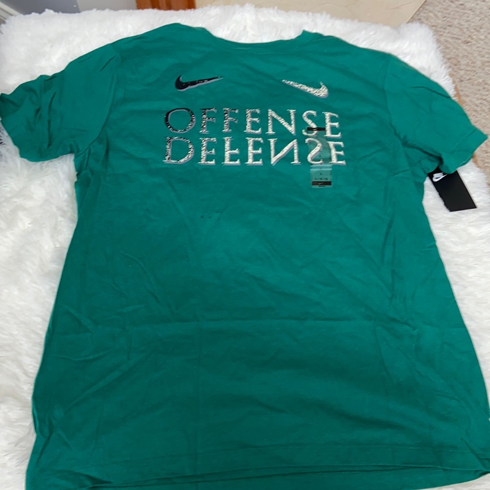 Nike T-shirt